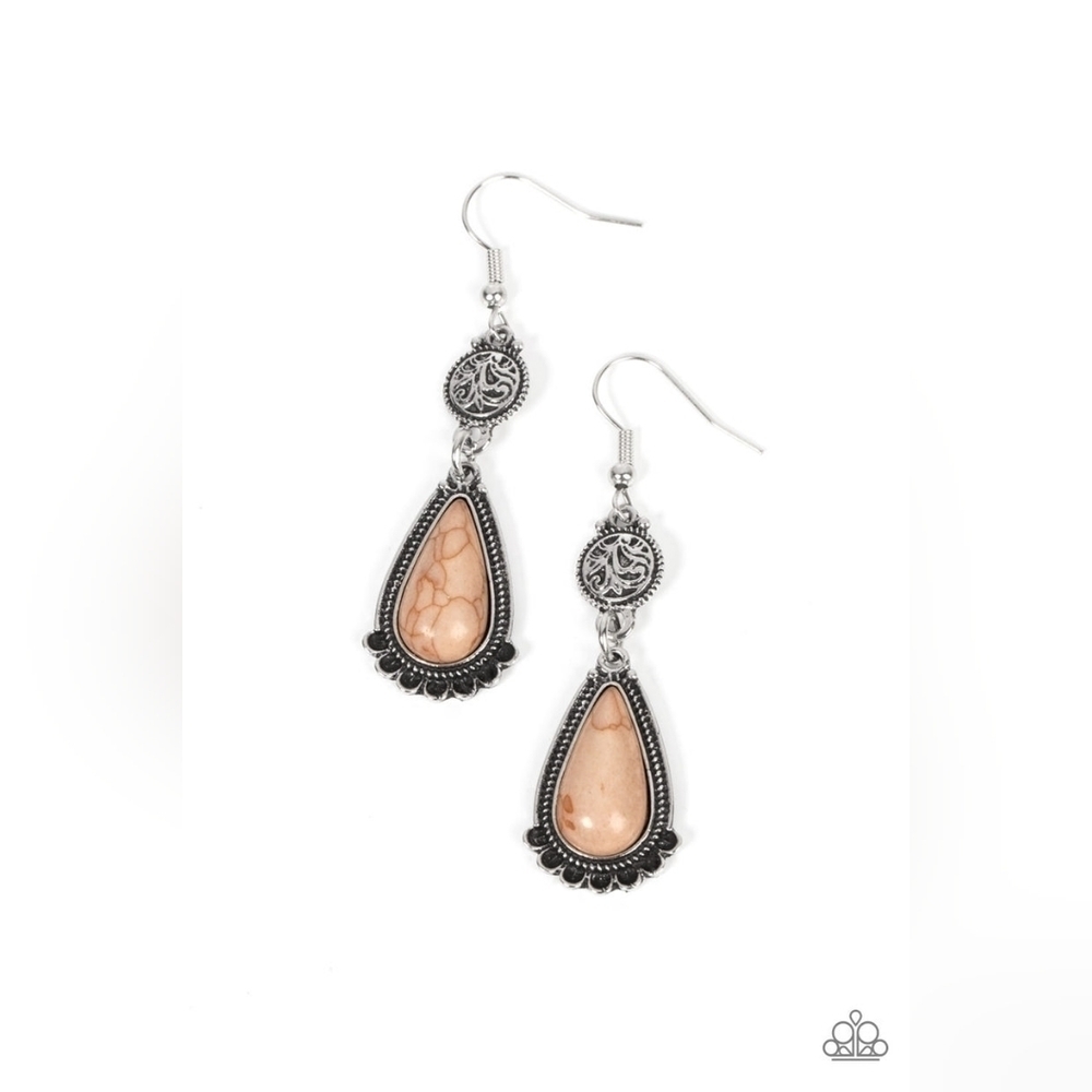 Montana Mountains Earrings - Picture 2 of 2